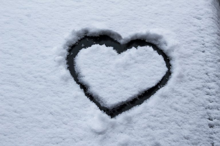 heart snow
